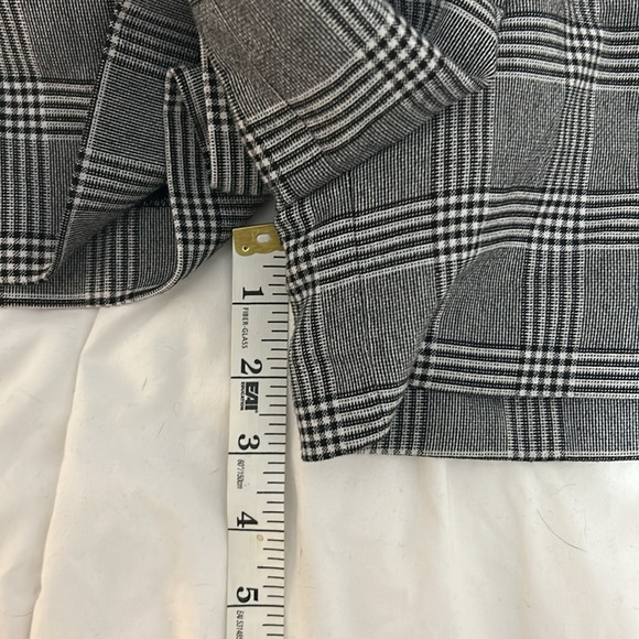 Zara Women's Plaid Shorts Grey/Black Size Medium High Waist Side Zipper Pockets - Picture 6 of 6